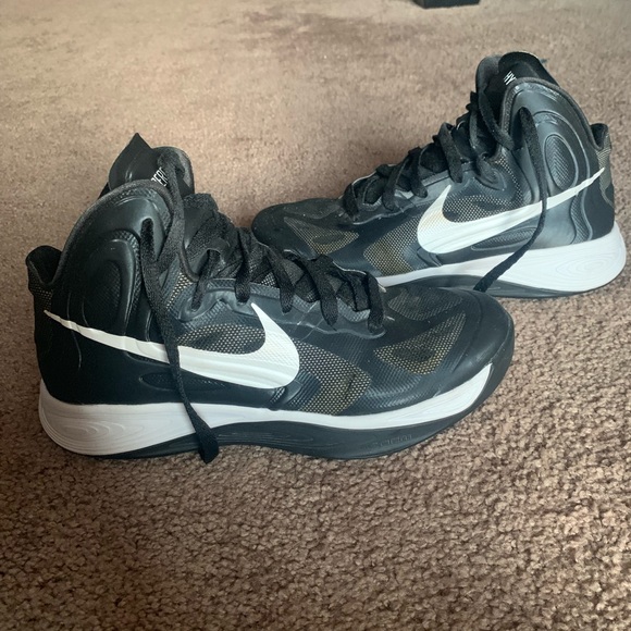 Nike Shoes - Women’s Nike Sneakers